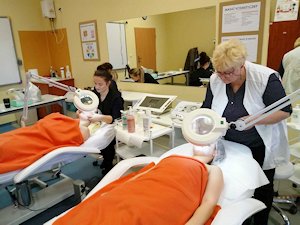 technik usług kosmetycznych 1